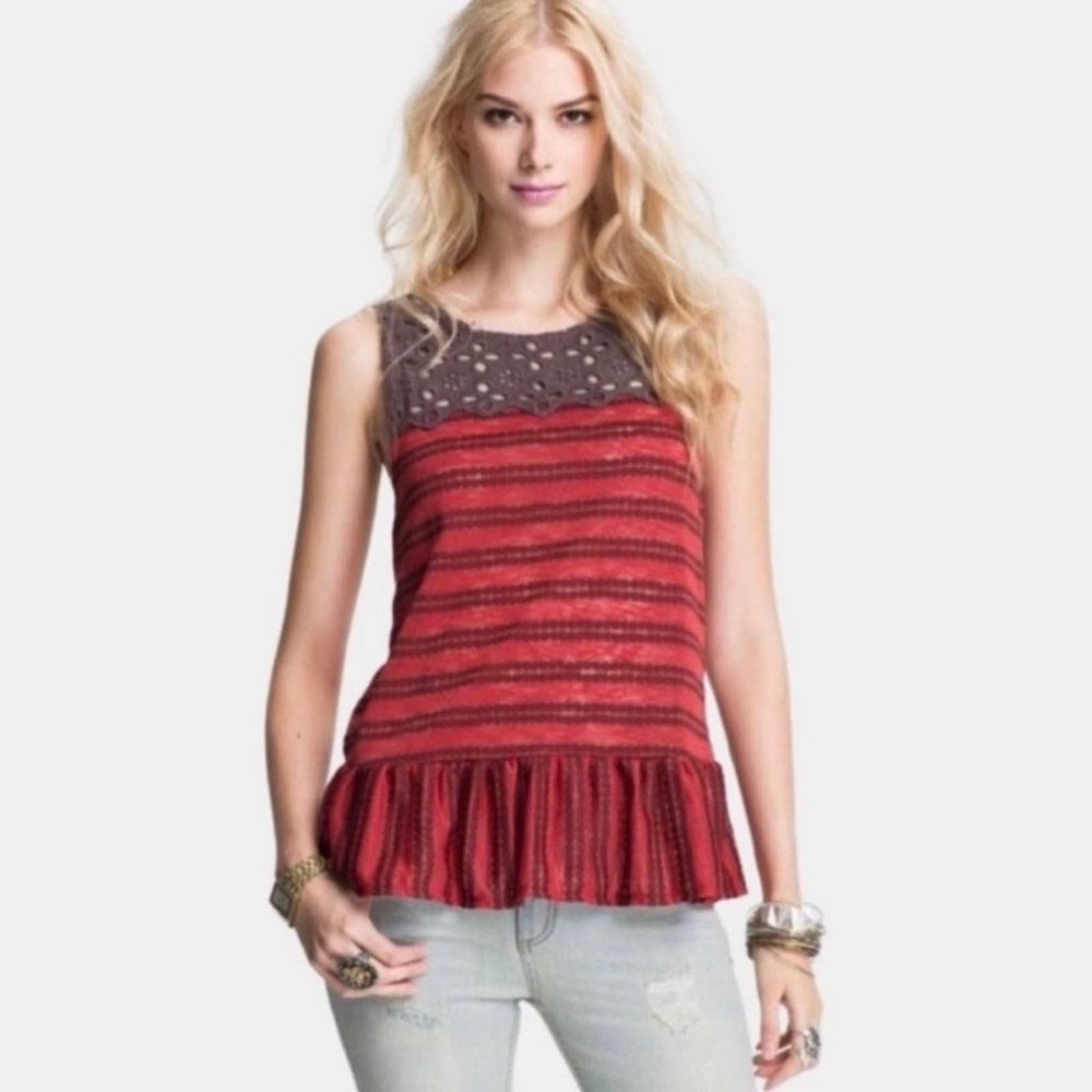 Free People Womens Molly Retro Top size XS Red Brown Striped Eyelet Ruffle Hem